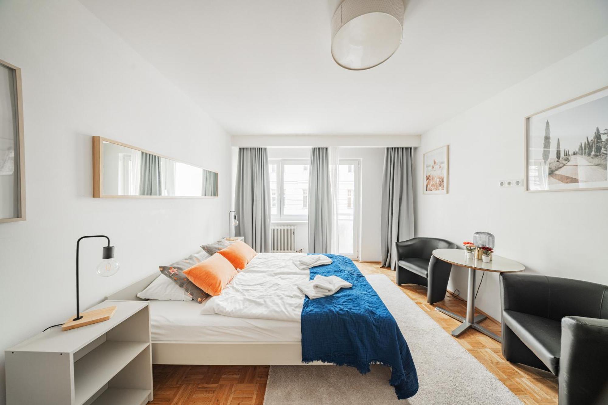 Studio Next To Karlskirche #17 Apartment Wina Bagian luar foto