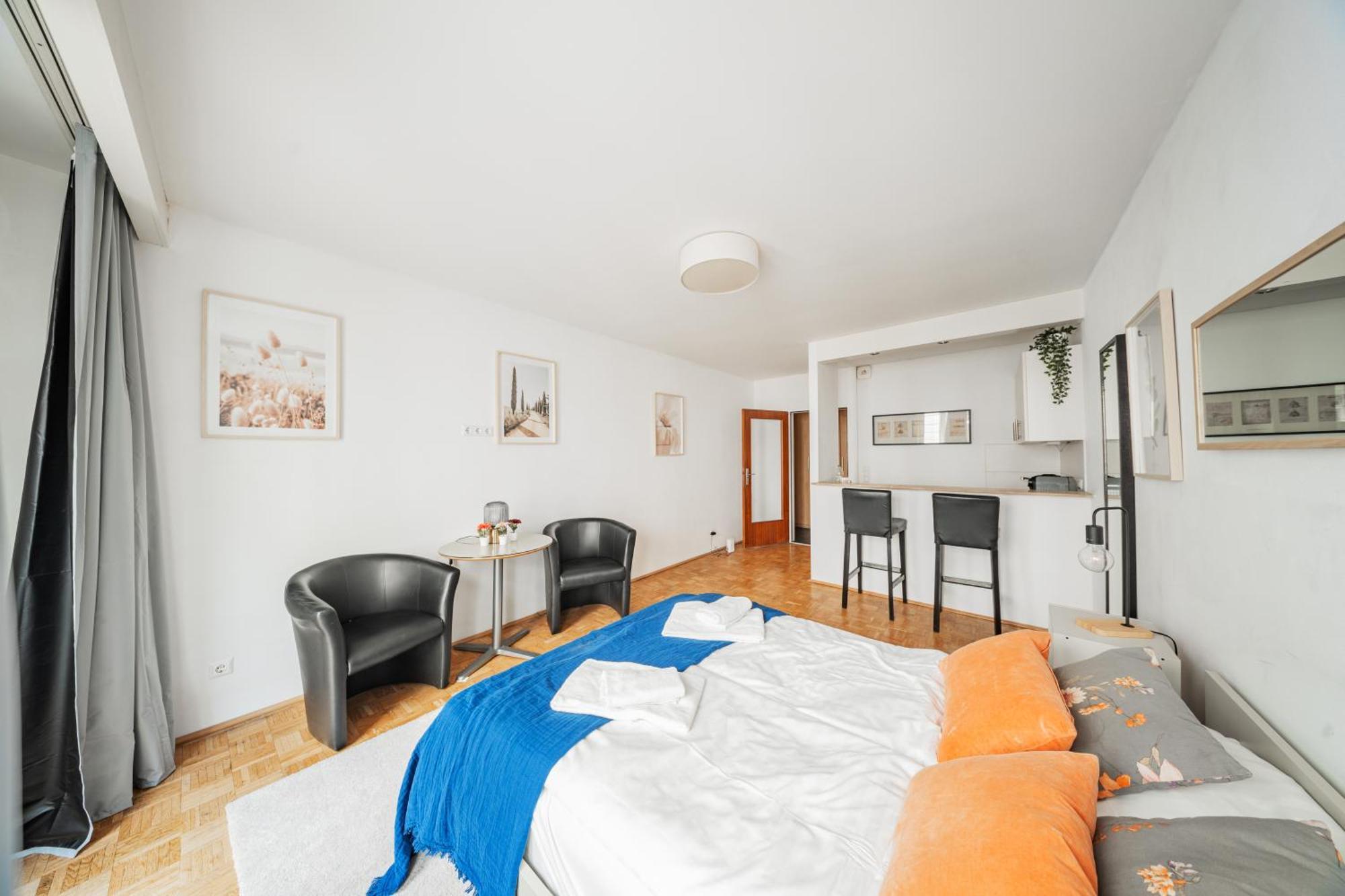 Studio Next To Karlskirche #17 Apartment Wina Bagian luar foto